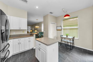 Kitchen12