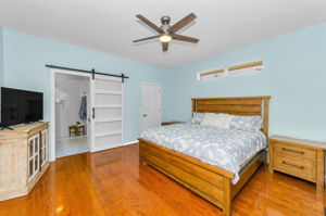 Primary Bedroom1a