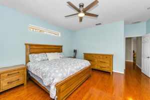 Primary Bedroom1b