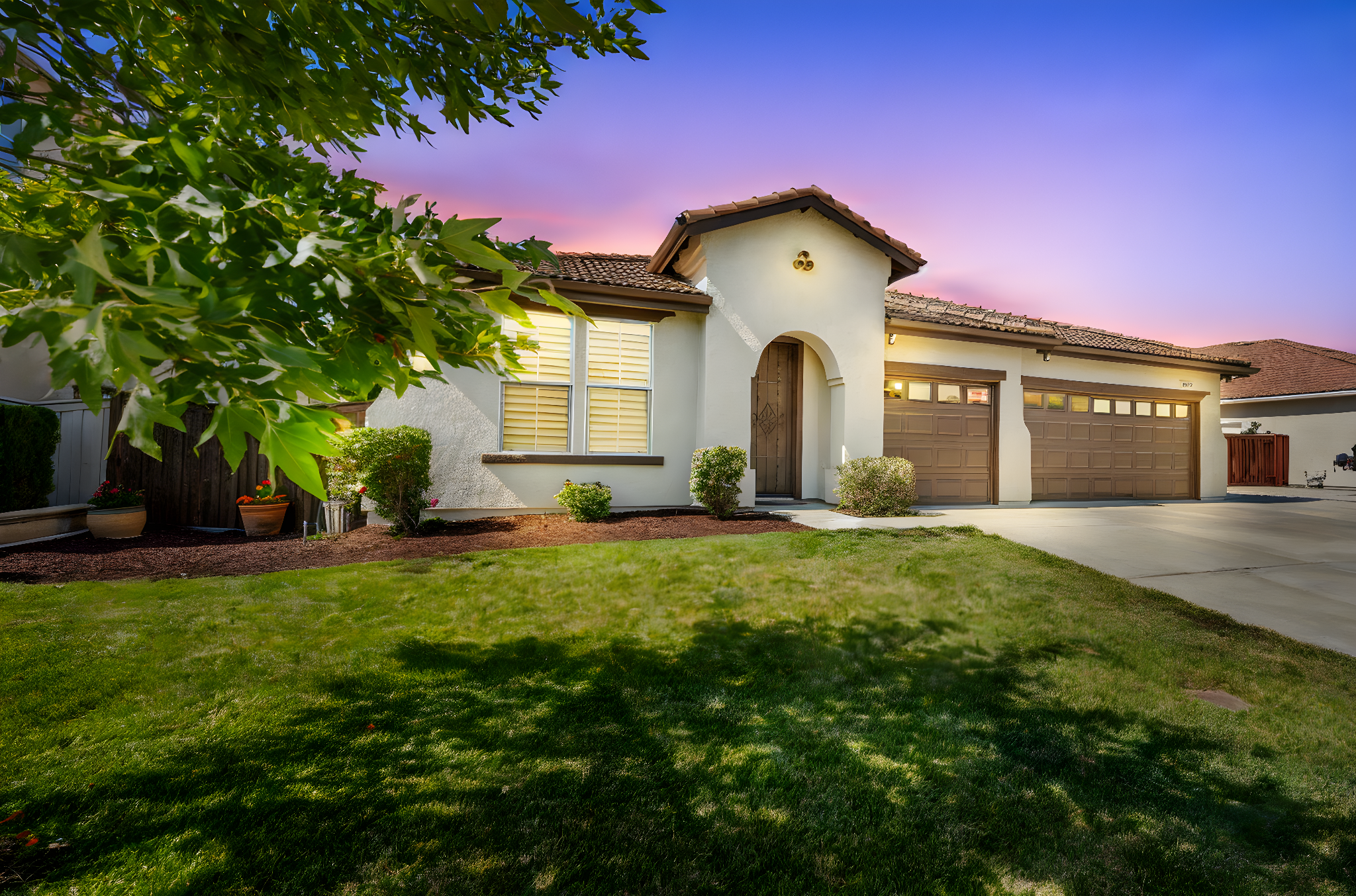 2-Giverny Ct day to dusk.jpeg