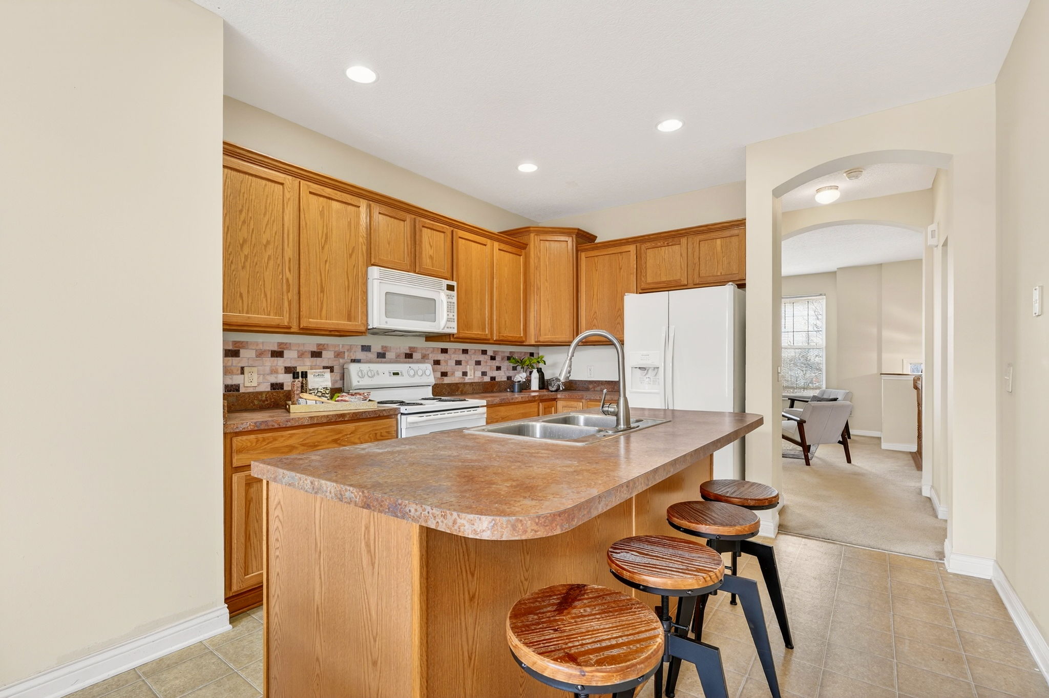 324 Benedetti Ave 10