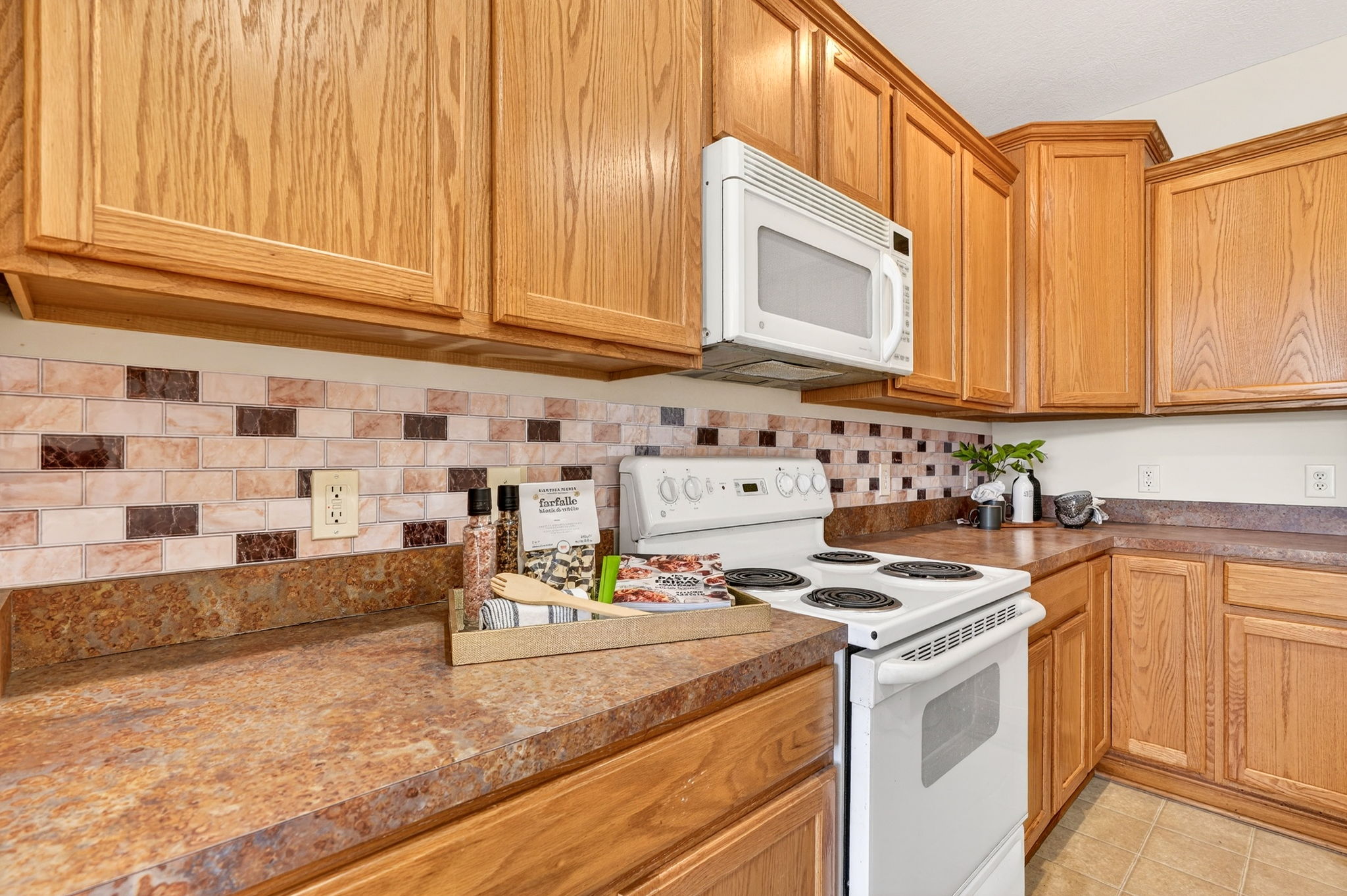 324 Benedetti Ave 13