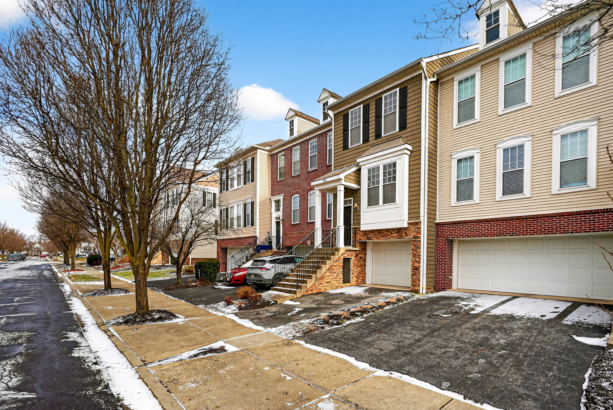 324 Benedetti Ave 48