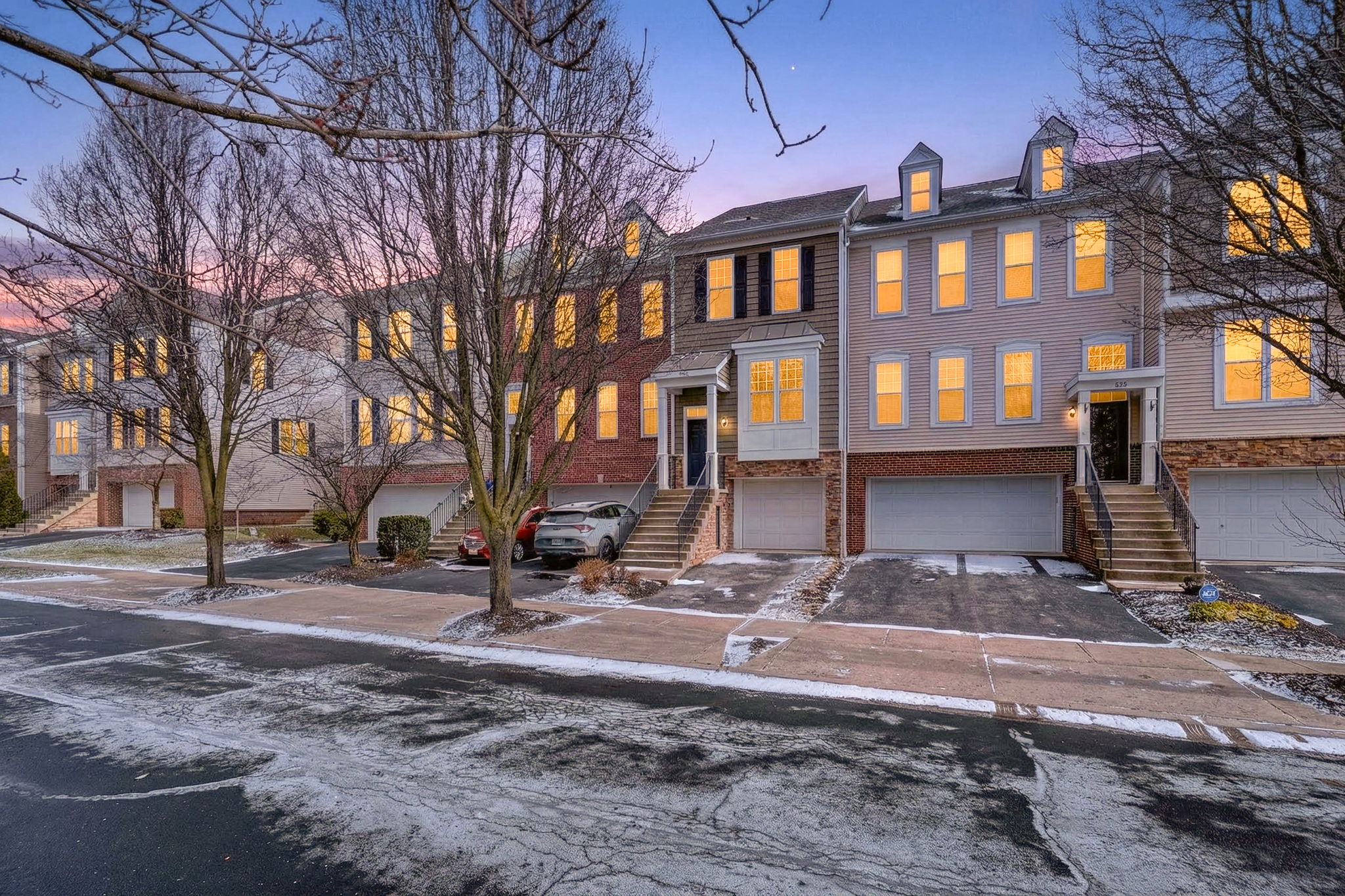 324 Benedetti Ave Virtual Twilight