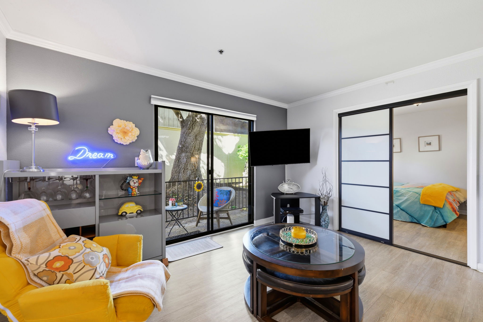 010_F8_324 Catalpa St 120