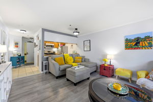 008_F8_324 Catalpa St 120