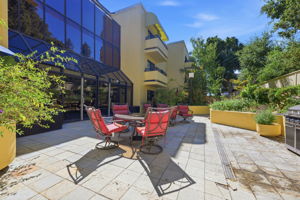 040_F8_324 Catalpa St 120