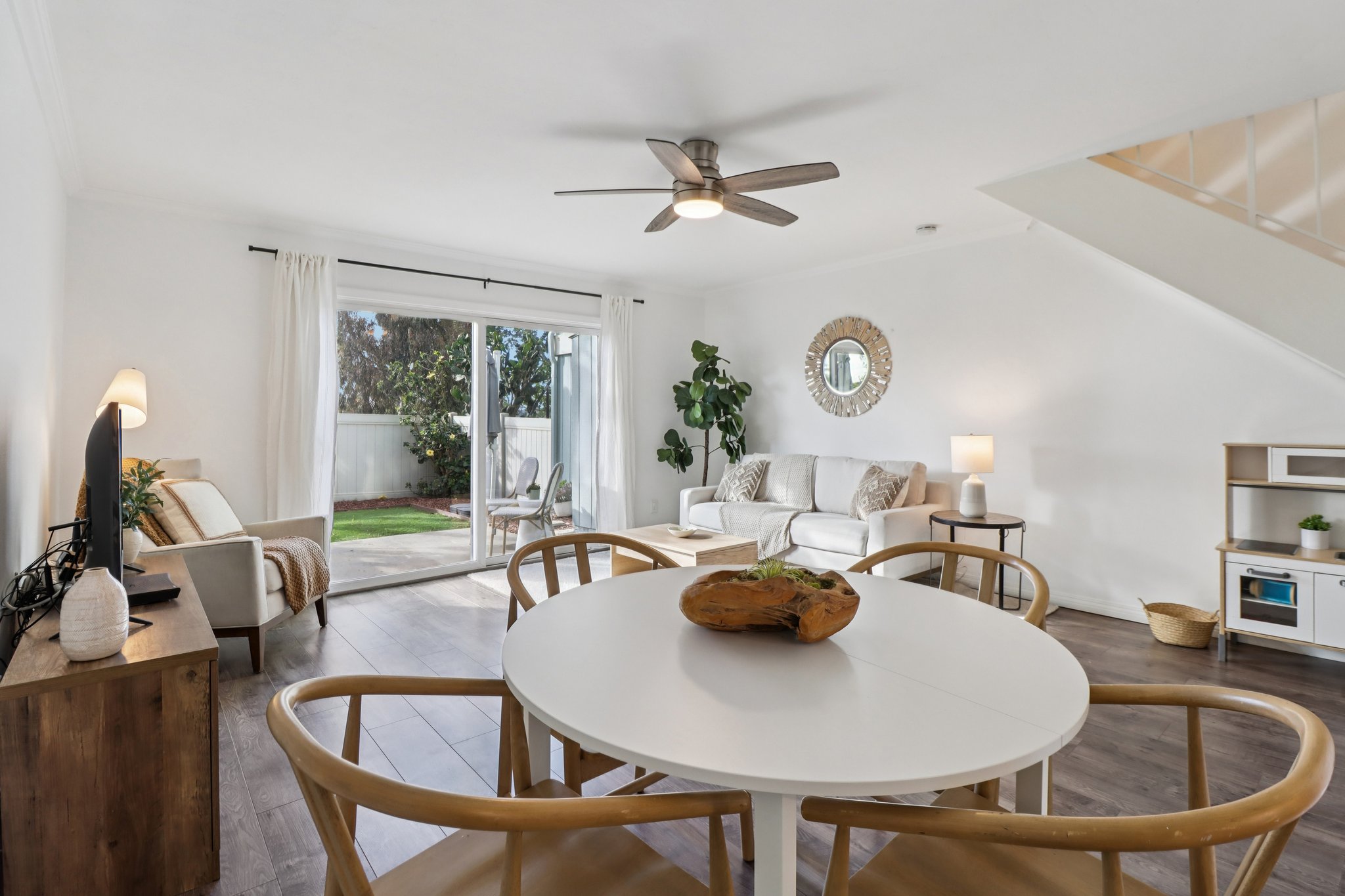 Countrywood Ln-S1902-009.jpg