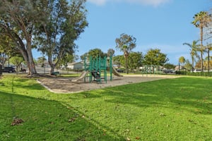 Countrywood Ln-1902-908.jpg