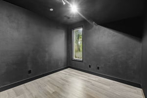  Photo 100