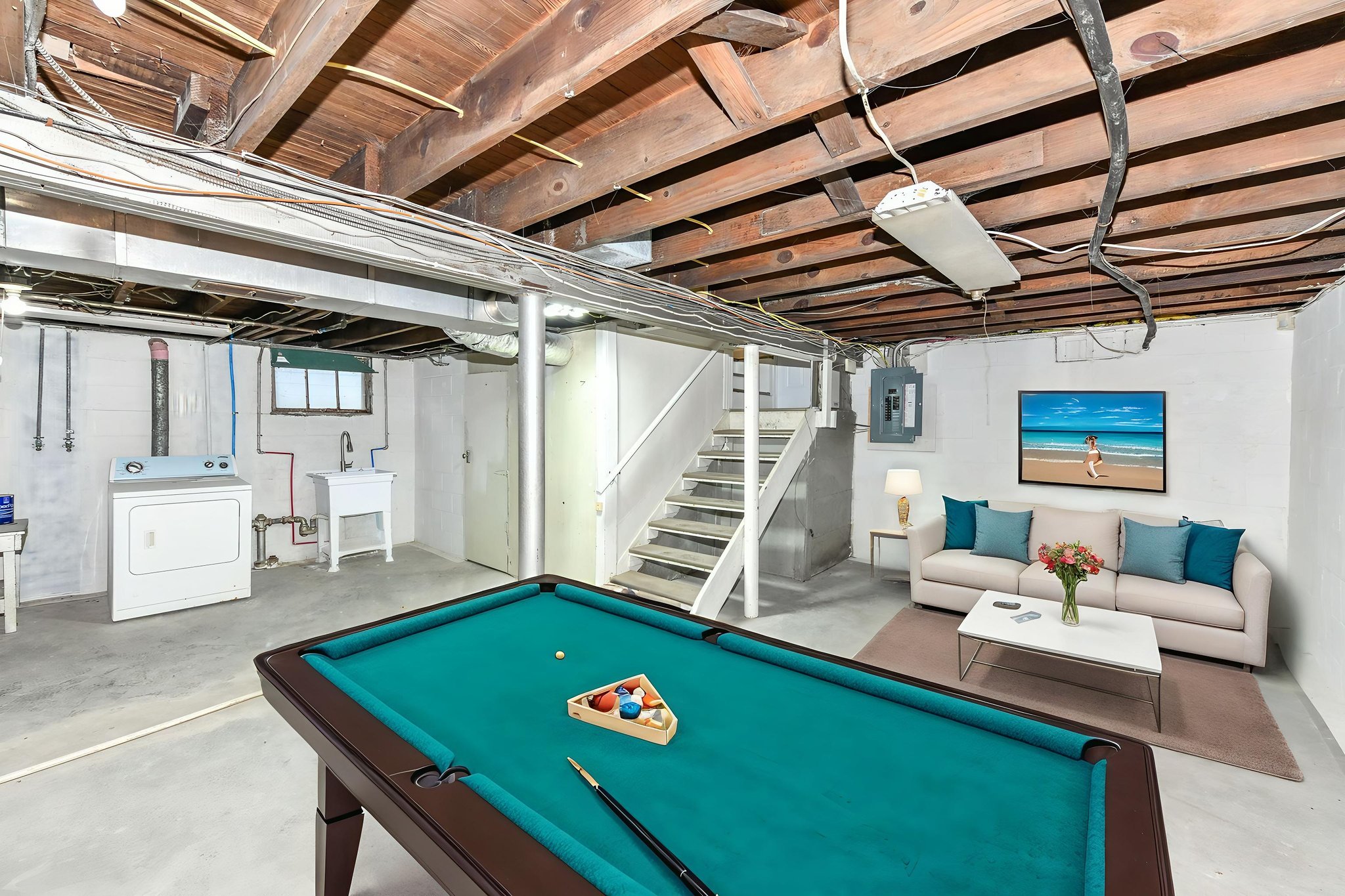 DSC_1493 virtually staged.jpeg