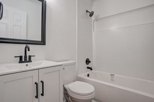  Greentree Ct-015