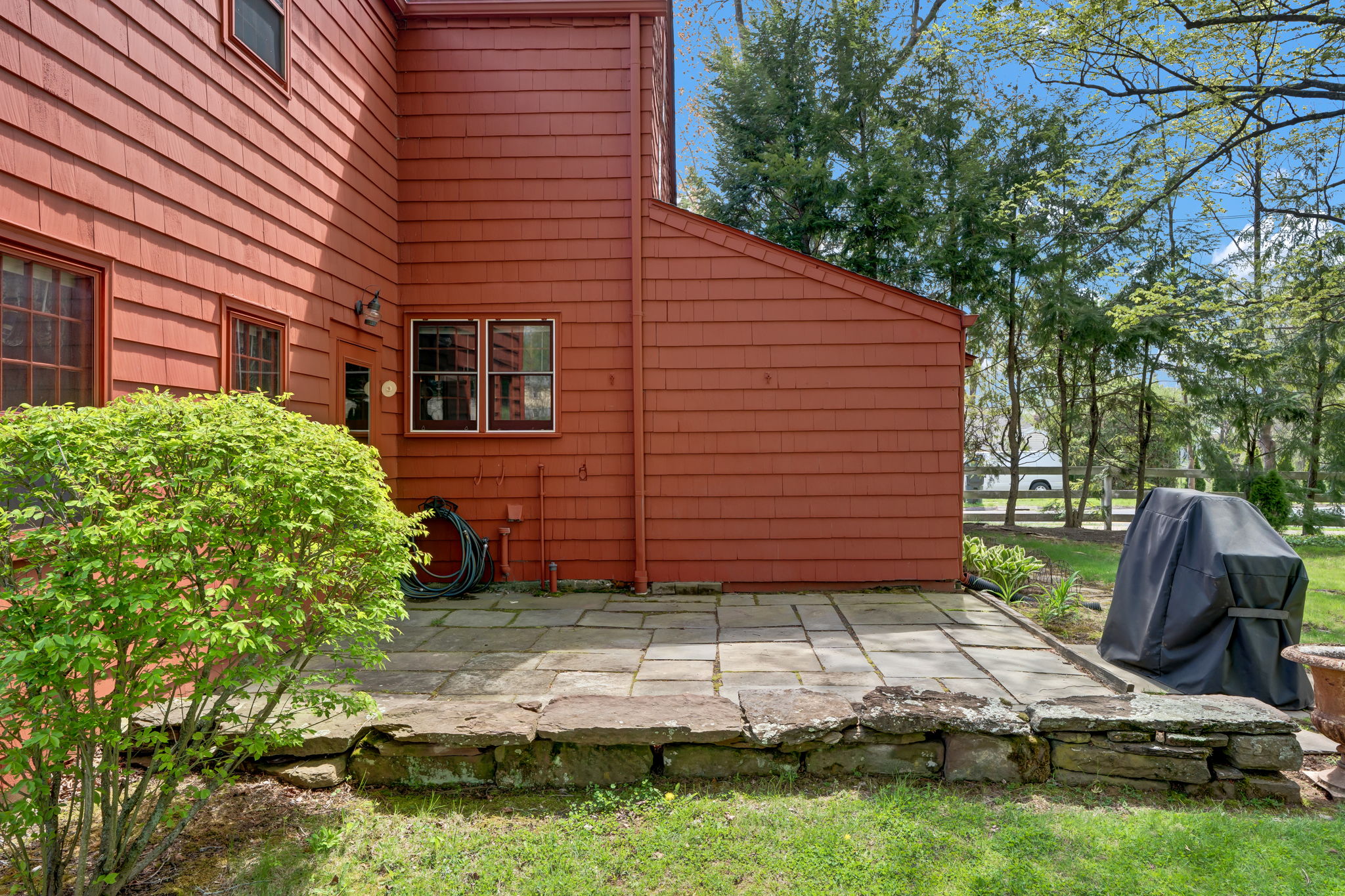  Photo 12