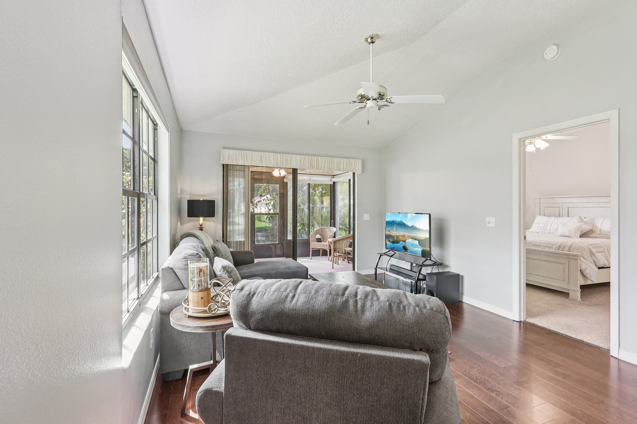 Juniper Way-S0307-009.jpg