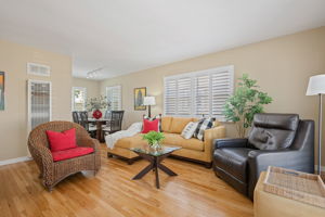 05 - Living Room