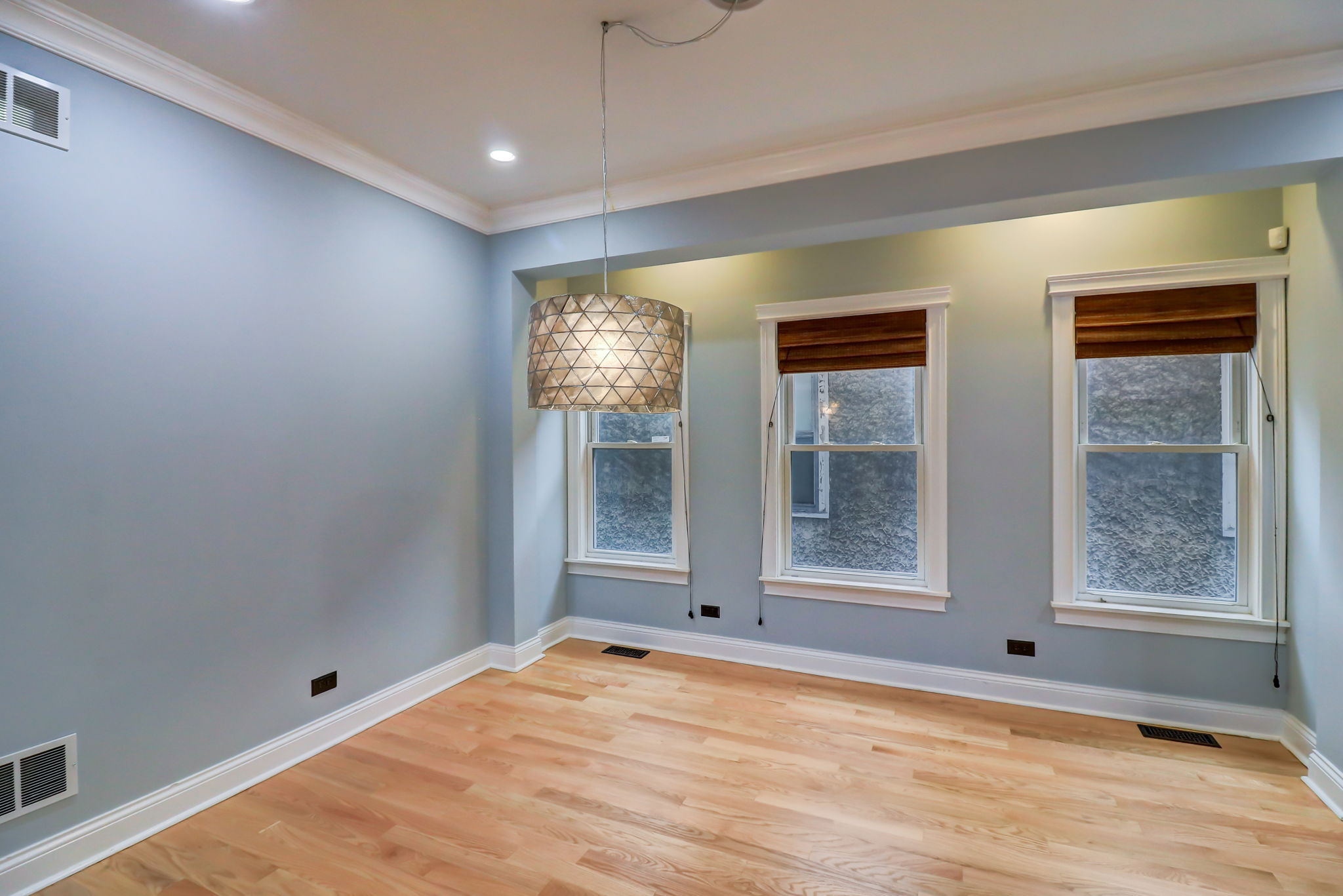 N Taylor Ave-018