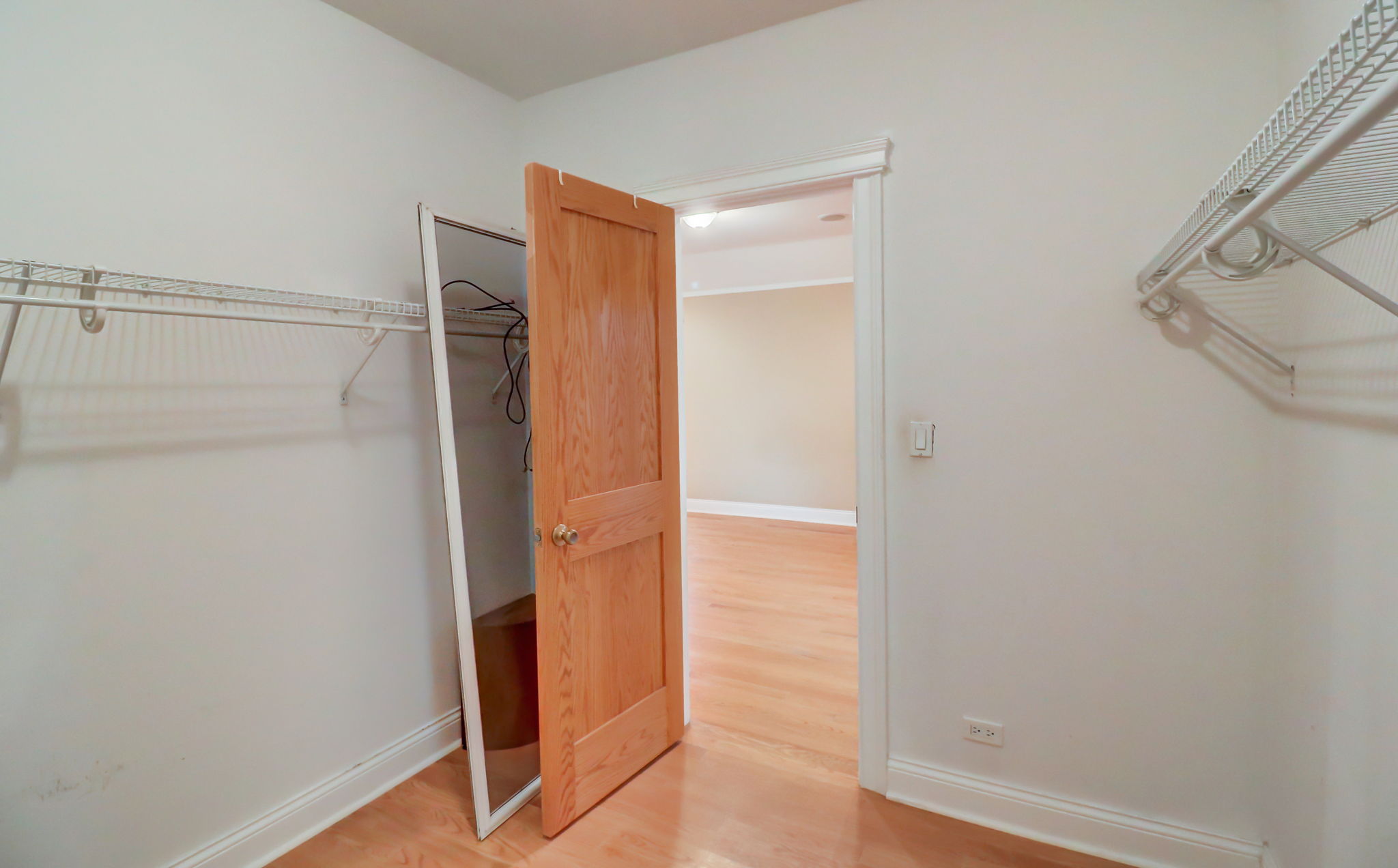 N Taylor Ave-049