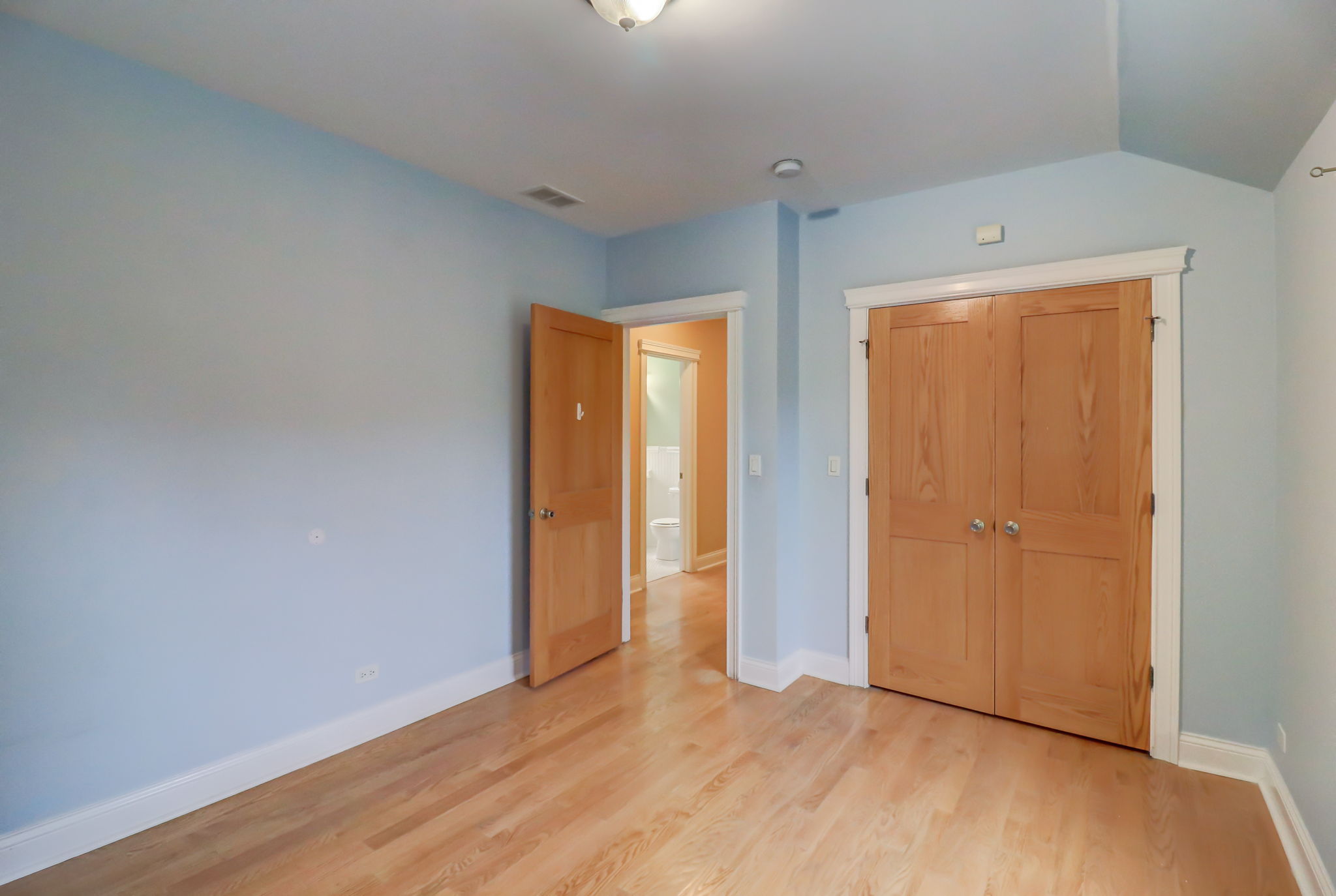 N Taylor Ave-035