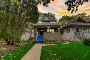 N Taylor Ave - VT-001