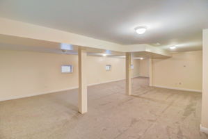 N Taylor Ave-043
