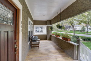 N Taylor Ave-011