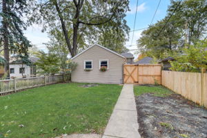 N Taylor Ave-069