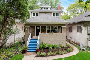 N Taylor Ave-001