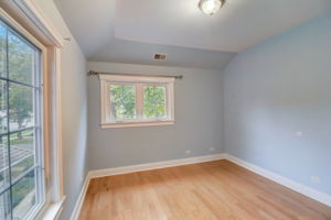 N Taylor Ave-033