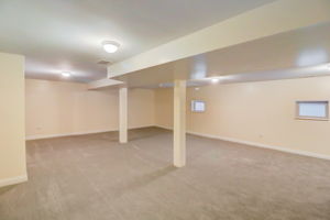 N Taylor Ave-042