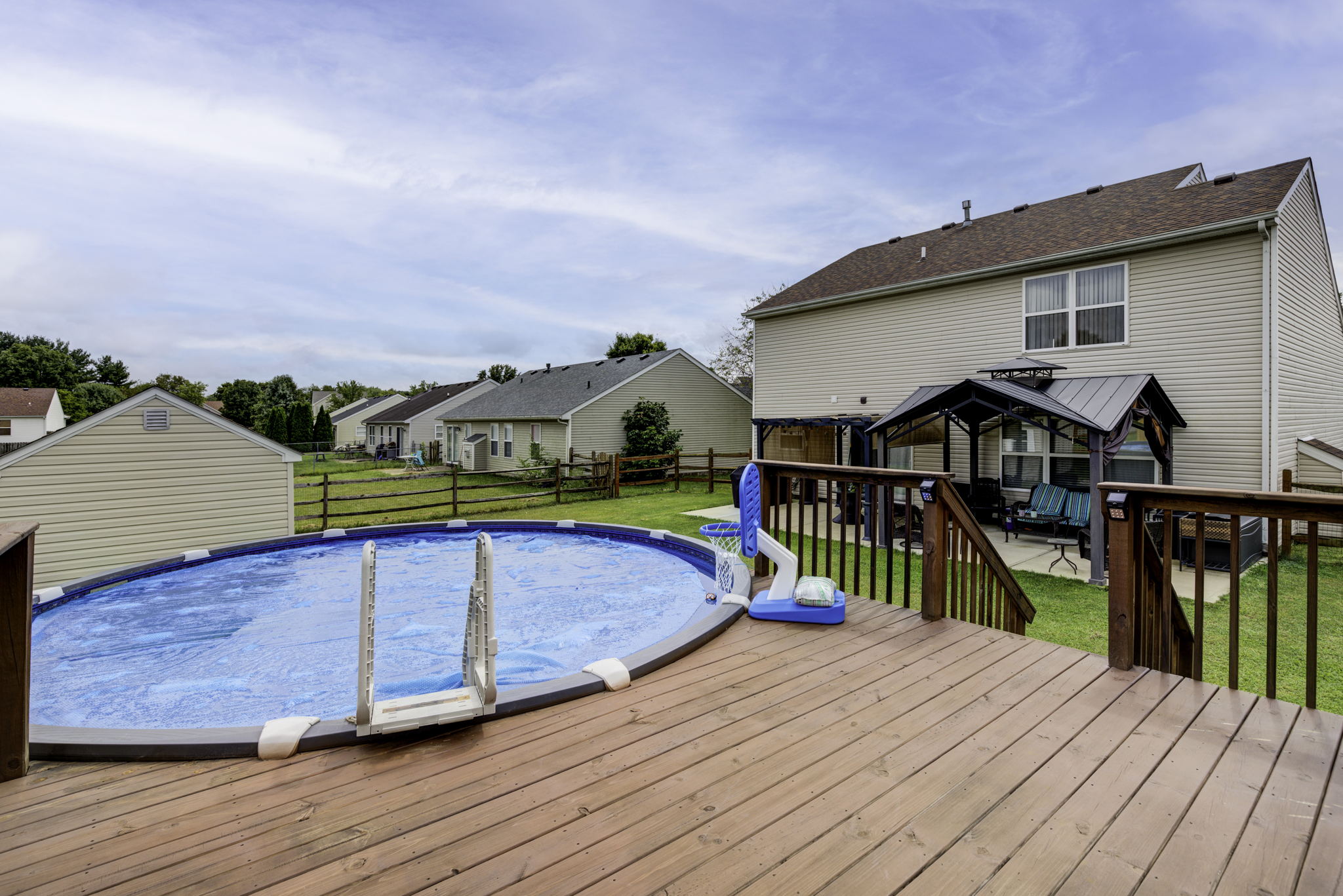 32 Pool