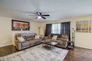 6 Living Room