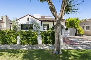  Photo 0