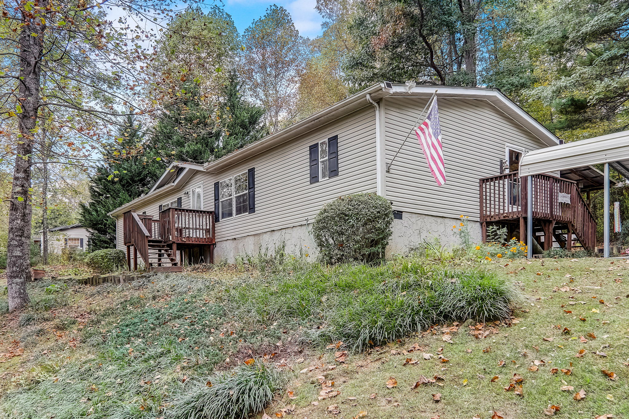 Sunrise Ridge Dr-003