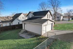 W Prospect Ave-072
