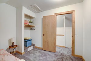 W Prospect Ave-044