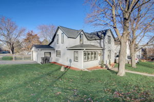 W Prospect Ave-001