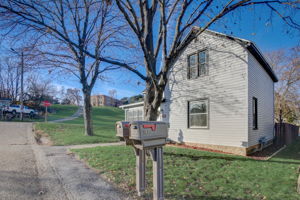 W Prospect Ave-003