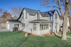 W Prospect Ave-002