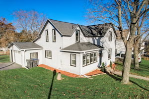 W Prospect Ave-070