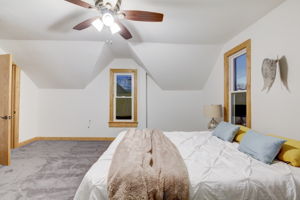 W Prospect Ave-056