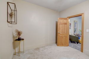 W Prospect Ave-038