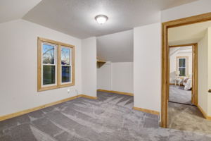 W Prospect Ave-047