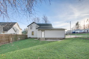 W Prospect Ave-058