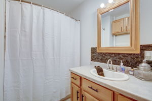 W Prospect Ave-026