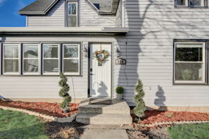 W Prospect Ave-007