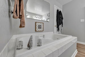  Photo 31