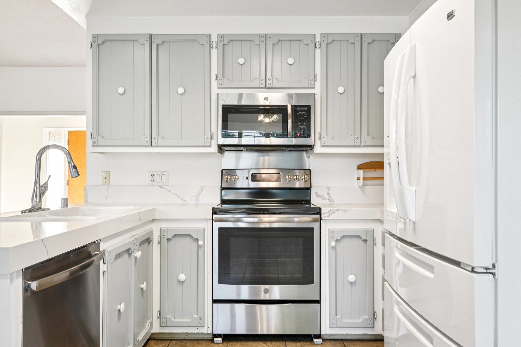 Woodside Cir-S0602-014.jpg