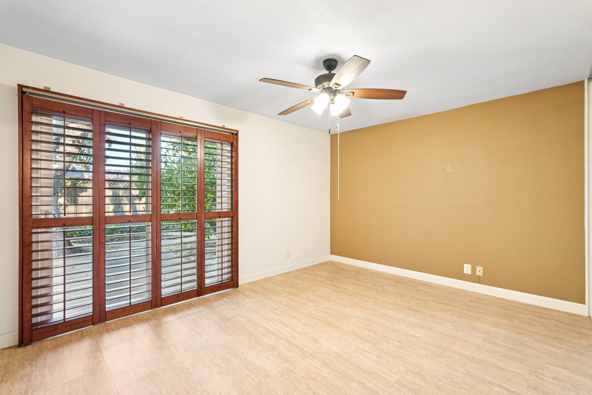 Woodside Cir-S0602-022.jpg