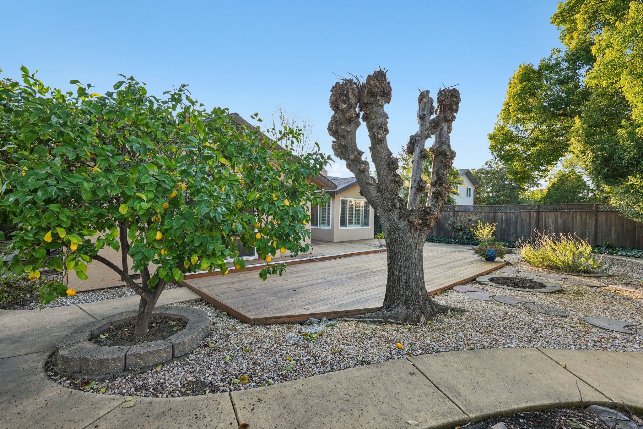 Woodside Cir-S0602-030.jpg