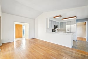 Woodside Cir-S0602-008.jpg